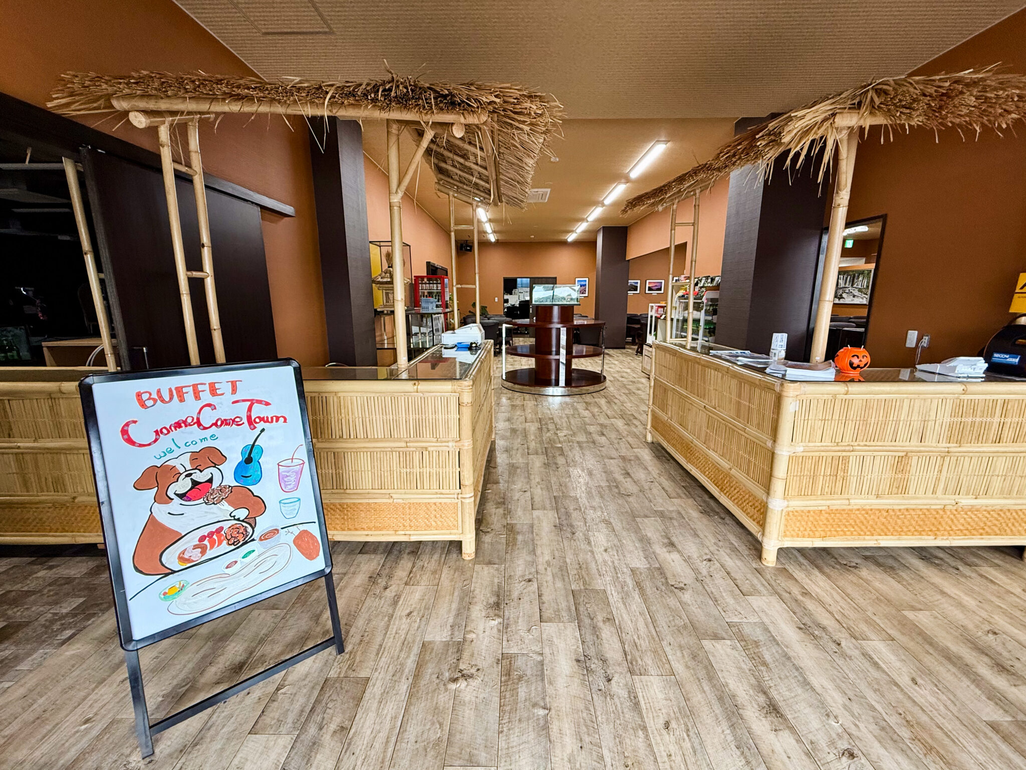 ComeComeTown-02_店舗内