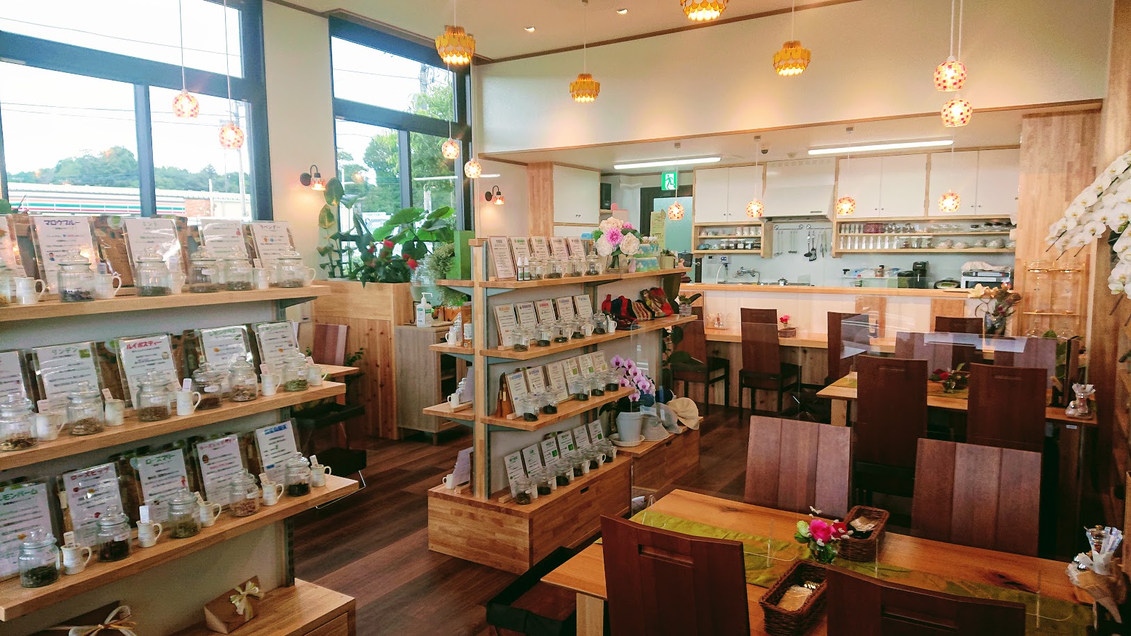 和漢喫茶咲良-01_店舗内